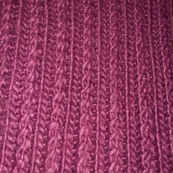 American Eagle Chunky Knit Infinity Scarf - Picture 3 of 3